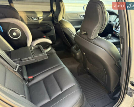 Серый Вольво V60 Cross Country, объемом двигателя 1.97 л и пробегом 137 тыс. км за 37400 $, фото 17 на Automoto.ua