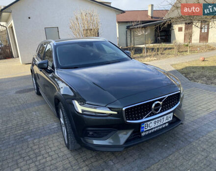 Сірий Вольво V60 Cross Country, об'ємом двигуна 2 л та пробігом 273 тис. км за 29950 $, фото 9 на Automoto.ua