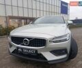Серый Вольво V60 Cross Country, объемом двигателя 1.97 л и пробегом 98 тыс. км за 34900 $, фото 4 на Automoto.ua