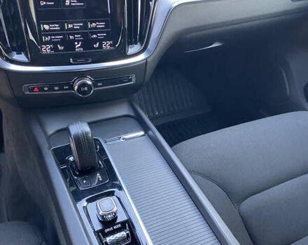 Сірий Вольво V60 Cross Country, об'ємом двигуна 2 л та пробігом 273 тис. км за 29950 $, фото 23 на Automoto.ua