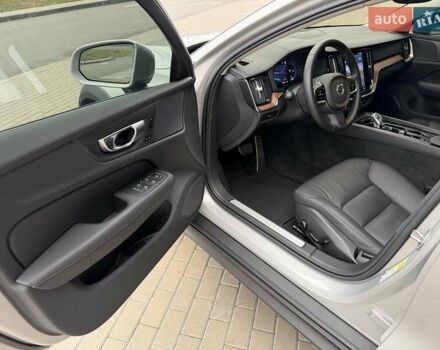 Сірий Вольво V60 Cross Country, об'ємом двигуна 1.97 л та пробігом 12 тис. км за 39900 $, фото 32 на Automoto.ua