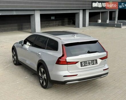 Сірий Вольво V60 Cross Country, об'ємом двигуна 1.97 л та пробігом 12 тис. км за 39900 $, фото 30 на Automoto.ua