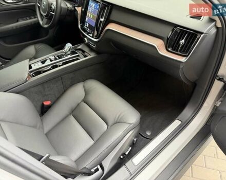 Сірий Вольво V60 Cross Country, об'ємом двигуна 1.97 л та пробігом 12 тис. км за 39900 $, фото 60 на Automoto.ua