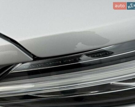 Сірий Вольво V60 Cross Country, об'ємом двигуна 1.97 л та пробігом 12 тис. км за 39900 $, фото 10 на Automoto.ua