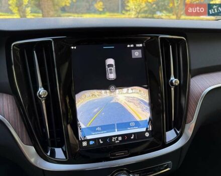 Серый Вольво V60 Cross Country, объемом двигателя 1.97 л и пробегом 11 тыс. км за 43500 $, фото 65 на Automoto.ua