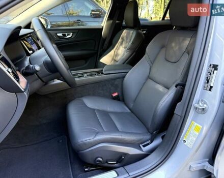 Серый Вольво V60 Cross Country, объемом двигателя 1.97 л и пробегом 11 тыс. км за 43500 $, фото 51 на Automoto.ua