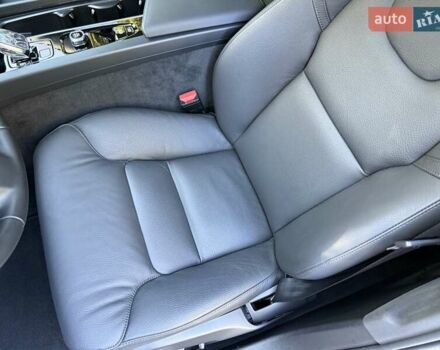 Серый Вольво V60 Cross Country, объемом двигателя 1.97 л и пробегом 11 тыс. км за 43500 $, фото 53 на Automoto.ua