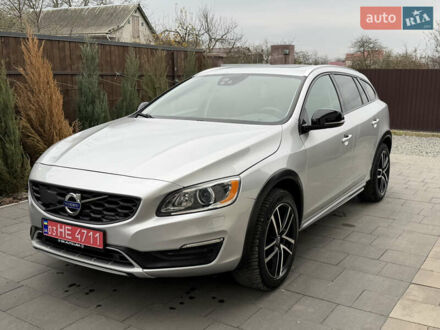 Серый Вольво V60 Cross Country, объемом двигателя 2 л и пробегом 121 тыс. км за 14900 $, фото 1 на Automoto.ua