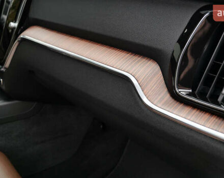 Синий Вольво V60 Cross Country, объемом двигателя 1.97 л и пробегом 190 тыс. км за 32800 $, фото 39 на Automoto.ua