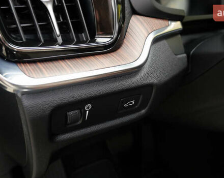 Синий Вольво V60 Cross Country, объемом двигателя 1.97 л и пробегом 190 тыс. км за 32800 $, фото 38 на Automoto.ua