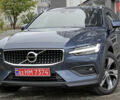Синий Вольво V60 Cross Country, объемом двигателя 1.97 л и пробегом 190 тыс. км за 32800 $, фото 1 на Automoto.ua