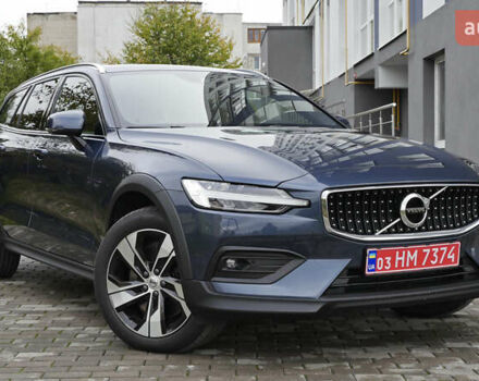 Синий Вольво V60 Cross Country, объемом двигателя 1.97 л и пробегом 190 тыс. км за 32800 $, фото 8 на Automoto.ua