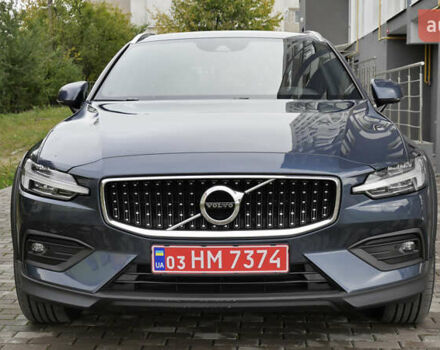 Синий Вольво V60 Cross Country, объемом двигателя 1.97 л и пробегом 190 тыс. км за 32800 $, фото 5 на Automoto.ua
