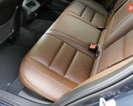 Синий Вольво V60 Cross Country, объемом двигателя 1.97 л и пробегом 190 тыс. км за 32800 $, фото 61 на Automoto.ua