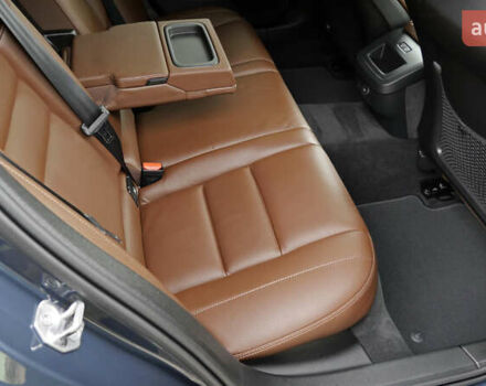 Синий Вольво V60 Cross Country, объемом двигателя 1.97 л и пробегом 190 тыс. км за 32800 $, фото 63 на Automoto.ua