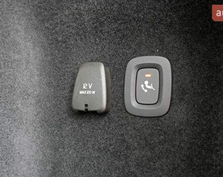 Синий Вольво V60 Cross Country, объемом двигателя 1.97 л и пробегом 190 тыс. км за 32800 $, фото 71 на Automoto.ua