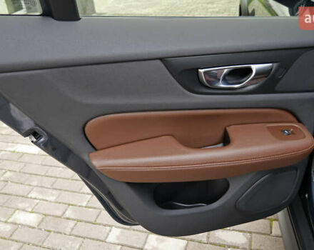 Синий Вольво V60 Cross Country, объемом двигателя 1.97 л и пробегом 190 тыс. км за 32800 $, фото 60 на Automoto.ua