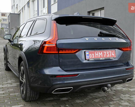 Синий Вольво V60 Cross Country, объемом двигателя 1.97 л и пробегом 190 тыс. км за 32800 $, фото 18 на Automoto.ua