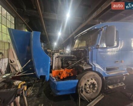 Вольво VNL 300 2002 в Днепре (Днепропетровске) на Automoto.ua Синий Вольво VNL 300, объемом двигателя 14 л и пробегом 1 тыс. км за 8500 $, фото 8 на Automoto.ua