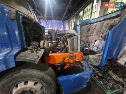 Вольво VNL 300 2002 у Дніпро (Дніпропетровську) на Automoto.ua Синій Вольво VNL 300, об'ємом двигуна 14 л та пробігом 1 тис. км за 8500 $, фото 1 на Automoto.ua