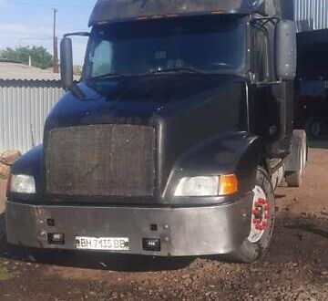 Вольво VNL 660 2001 в Одессе на Automoto.ua Вольво VNL 660, объемом двигателя 0 л и пробегом 100 тыс. км за 8500 $, фото 1 на Automoto.ua