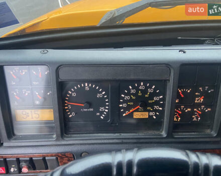 Желтый Вольво VNL 660, объемом двигателя 12.1 л и пробегом 1000 тыс. км за 25500 $, фото 41 на Automoto.ua