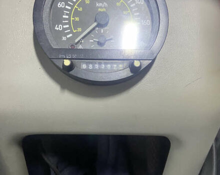 Желтый Вольво VNL 660, объемом двигателя 12.1 л и пробегом 1000 тыс. км за 25500 $, фото 40 на Automoto.ua