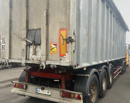 Желтый Вольво VNL 660, объемом двигателя 12.1 л и пробегом 1000 тыс. км за 25500 $, фото 31 на Automoto.ua