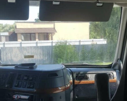 Белый Вольво VNL 670, объемом двигателя 12 л и пробегом 988 тыс. км за 13500 $, фото 7 на Automoto.ua