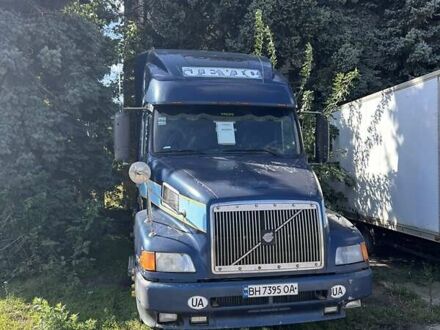 Вольво VNL 670 2002 в Одессе на Automoto.ua Синий Вольво VNL 670, объемом двигателя 14 л и пробегом 1000 тыс. км за 6500 $, фото 1 на Automoto.ua