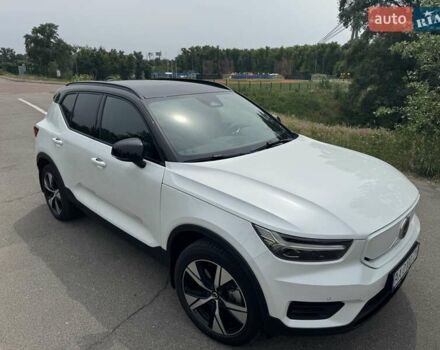 Белый Вольво XC40 Recharge, объемом двигателя 0 л и пробегом 29 тыс. км за 33000 $, фото 13 на Automoto.ua