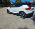 Белый Вольво XC40 Recharge, объемом двигателя 0 л и пробегом 40 тыс. км за 26500 $, фото 4 на Automoto.ua