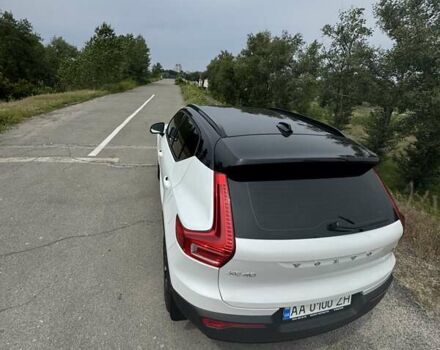 Белый Вольво XC40 Recharge, объемом двигателя 0 л и пробегом 29 тыс. км за 33000 $, фото 5 на Automoto.ua