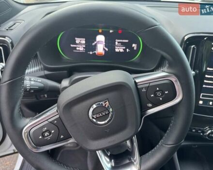 Белый Вольво XC40 Recharge, объемом двигателя 0 л и пробегом 29 тыс. км за 33000 $, фото 19 на Automoto.ua