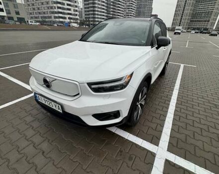 Білий Вольво XC40 Recharge, об'ємом двигуна 0 л та пробігом 22 тис. км за 26700 $, фото 2 на Automoto.ua