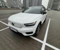 Білий Вольво XC40 Recharge, об'ємом двигуна 0 л та пробігом 22 тис. км за 26700 $, фото 2 на Automoto.ua
