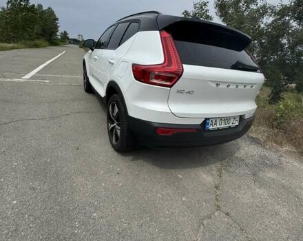Белый Вольво XC40 Recharge, объемом двигателя 0 л и пробегом 29 тыс. км за 33000 $, фото 6 на Automoto.ua