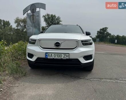 Белый Вольво XC40 Recharge, объемом двигателя 0 л и пробегом 29 тыс. км за 33000 $, фото 11 на Automoto.ua