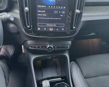 Белый Вольво XC40 Recharge, объемом двигателя 0 л и пробегом 29 тыс. км за 33000 $, фото 20 на Automoto.ua