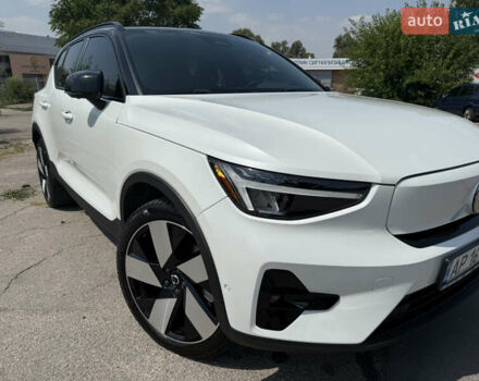 Белый Вольво XC40 Recharge, объемом двигателя 0 л и пробегом 27 тыс. км за 32000 $, фото 2 на Automoto.ua