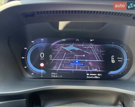 Белый Вольво XC40 Recharge, объемом двигателя 0 л и пробегом 27 тыс. км за 32000 $, фото 10 на Automoto.ua