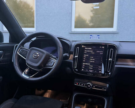Білий Вольво XC40 Recharge, об'ємом двигуна 0 л та пробігом 82 тис. км за 28500 $, фото 16 на Automoto.ua