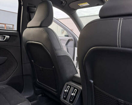 Белый Вольво XC40 Recharge, объемом двигателя 0 л и пробегом 2 тыс. км за 32800 $, фото 11 на Automoto.ua