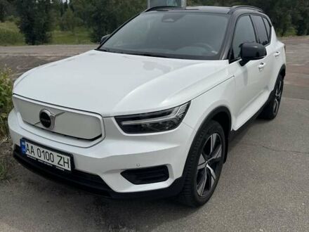 Вольво XC40 Recharge 2021 у Києві на Automoto.ua Білий Вольво XC40 Recharge, об'ємом двигуна 0 л та пробігом 29 тис. км за 33000 $, фото 1 на Automoto.ua