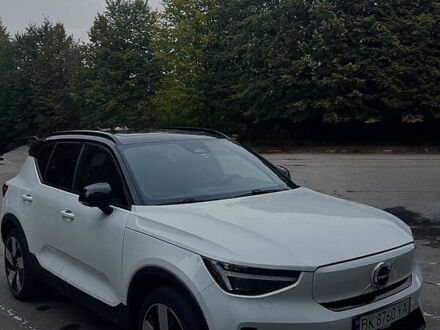 Вольво XC40 Recharge 2023 у Рівному на Automoto.ua Білий Вольво XC40 Recharge, об'ємом двигуна 0 л та пробігом 82 тис. км за 28500 $, фото 1 на Automoto.ua