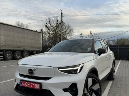 Вольво XC40 Recharge 2024 в Ровно на Automoto.ua Белый Вольво XC40 Recharge, объемом двигателя 0 л и пробегом 2 тыс. км за 32800 $, фото 1 на Automoto.ua