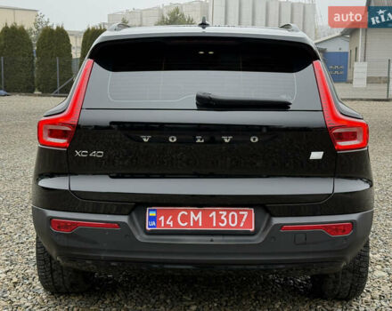 Черный Вольво XC40 Recharge, объемом двигателя 0 л и пробегом 140 тыс. км за 24200 $, фото 10 на Automoto.ua