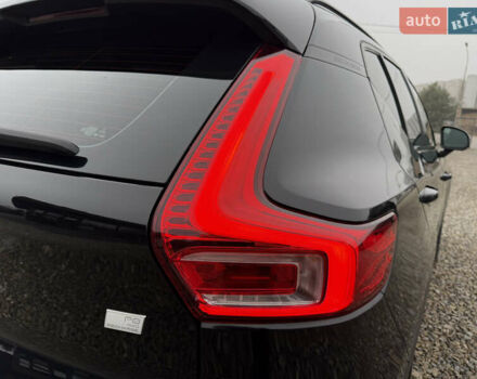 Черный Вольво XC40 Recharge, объемом двигателя 0 л и пробегом 140 тыс. км за 24200 $, фото 38 на Automoto.ua