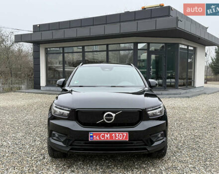 Черный Вольво XC40 Recharge, объемом двигателя 0 л и пробегом 140 тыс. км за 24200 $, фото 1 на Automoto.ua