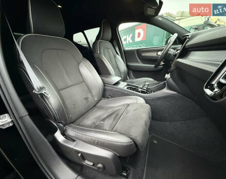 Черный Вольво XC40 Recharge, объемом двигателя 0 л и пробегом 140 тыс. км за 24200 $, фото 52 на Automoto.ua